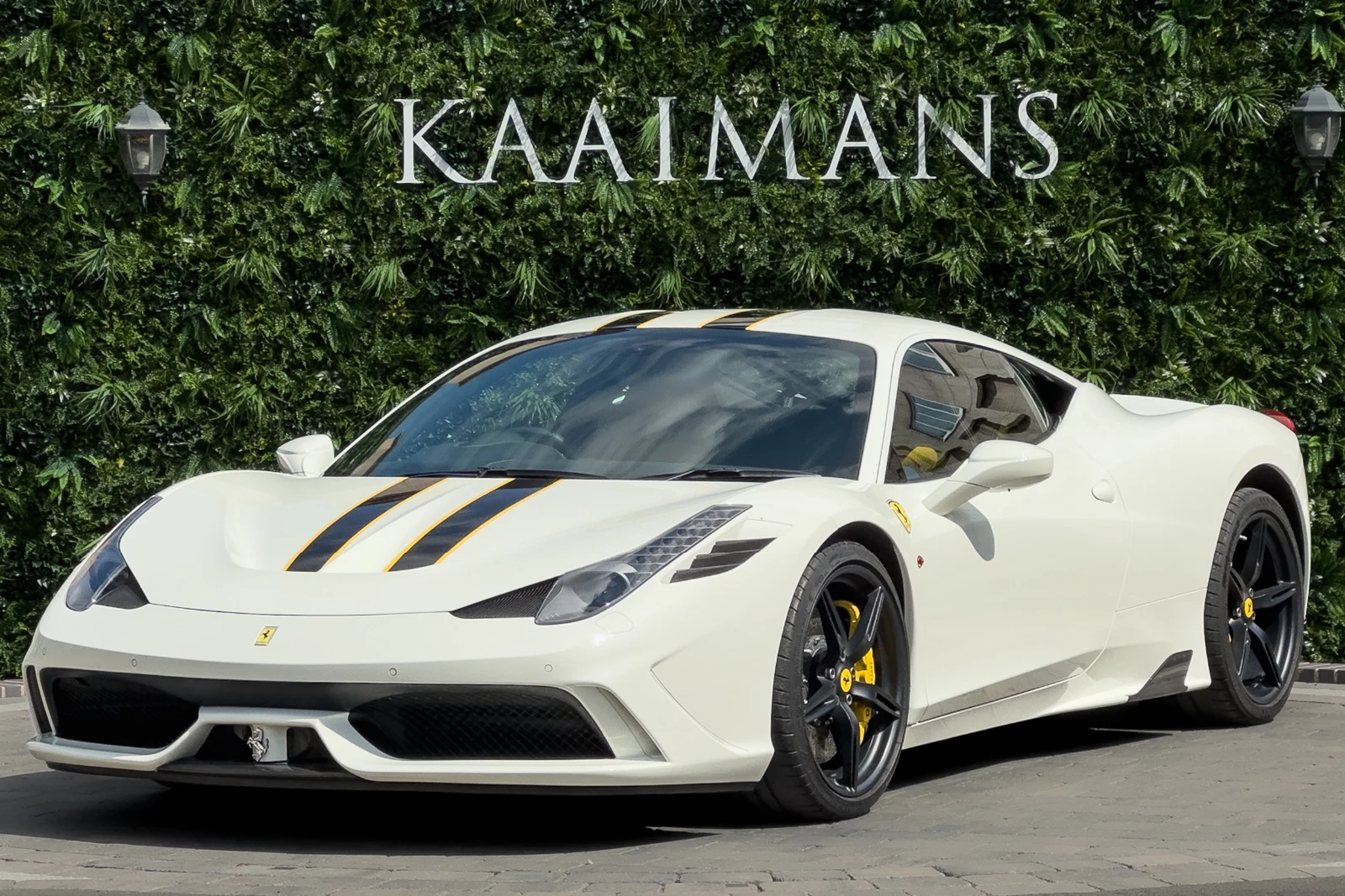 2015 Ferrari 458 Speciale, 3/10