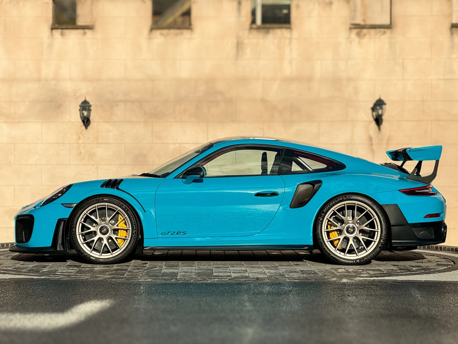 2018 Porsche 911 (991.2) GT2 RS Weissach, 5/10