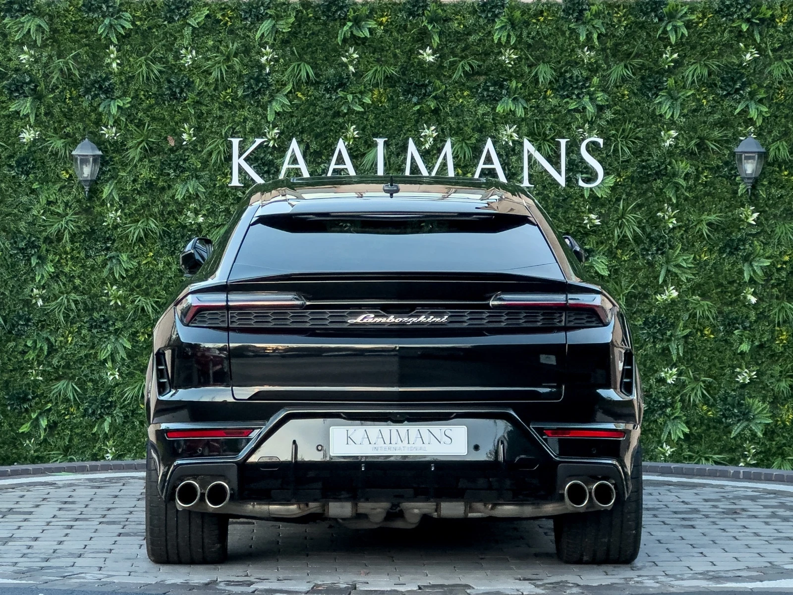 2025 Lamborghini Urus SE, 5/8