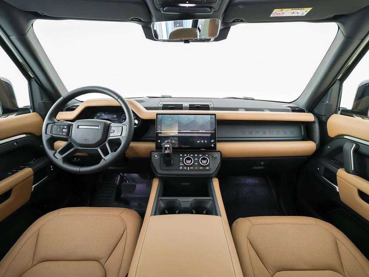 Land Rover Defender 110 PHEV P300e X-Dynamic HSE, 4/10