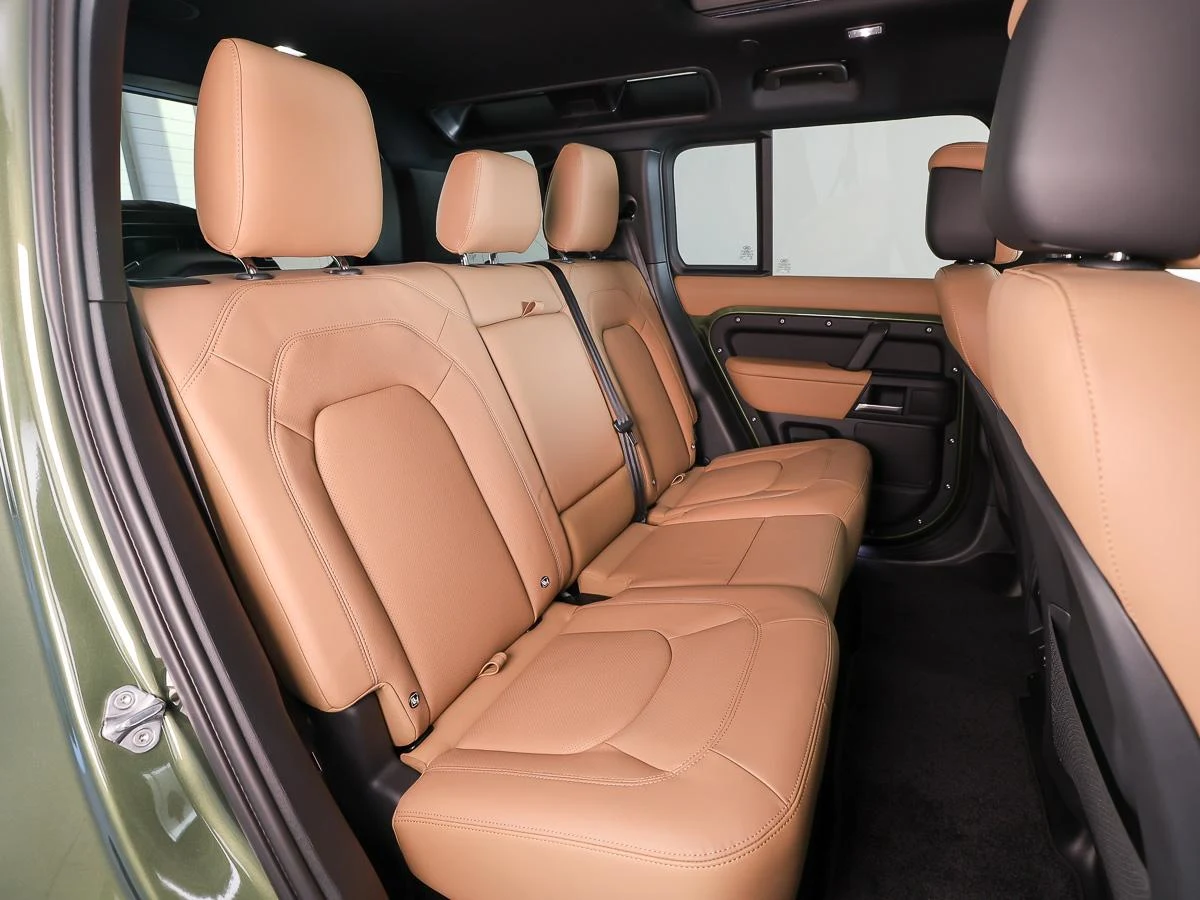 Land Rover Defender 110 PHEV P300e X-Dynamic HSE, 5/10