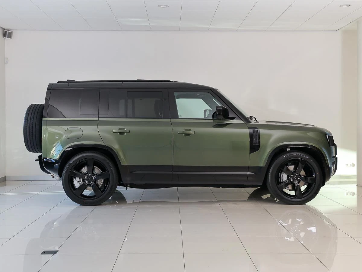 Land Rover Defender 110 PHEV P300e X-Dynamic HSE, 6/10