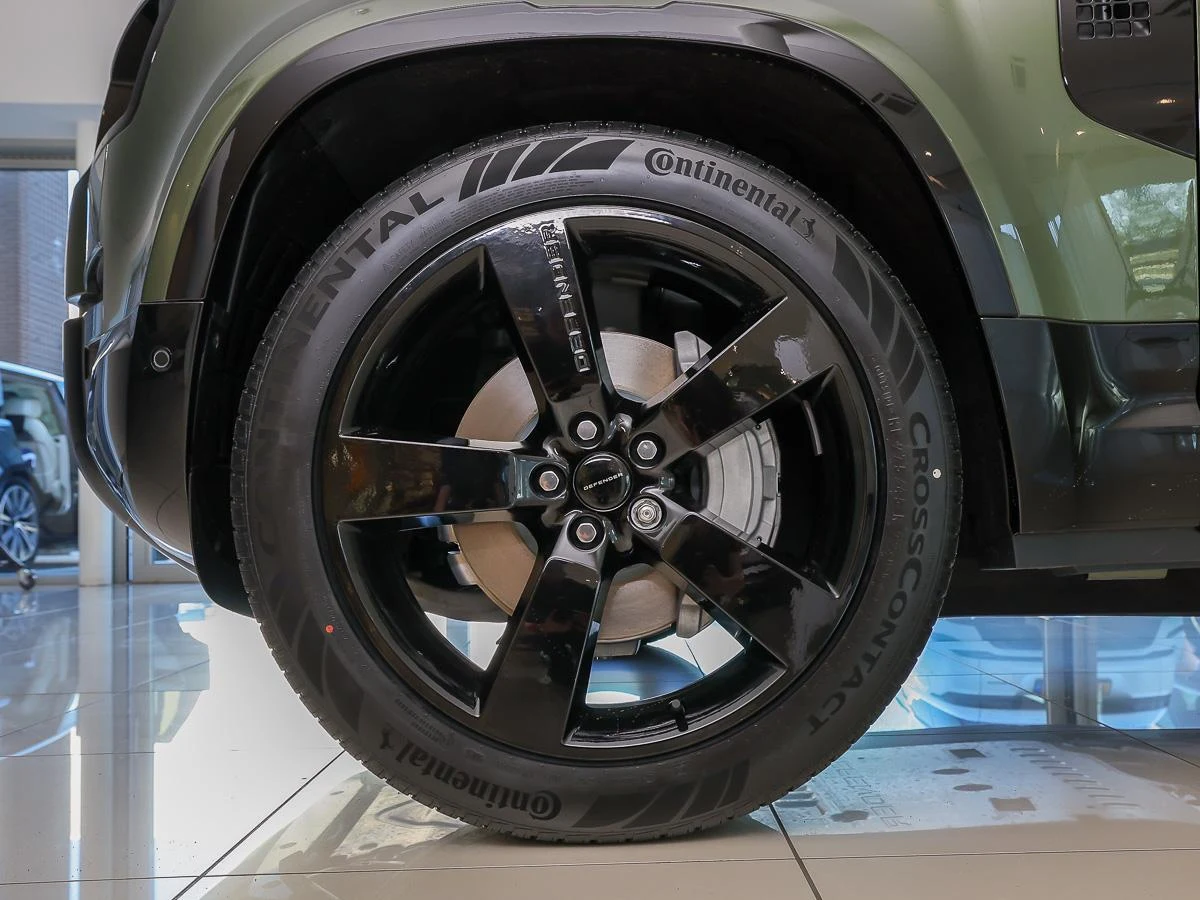 Land Rover Defender 110 PHEV P300e X-Dynamic HSE, 8/10