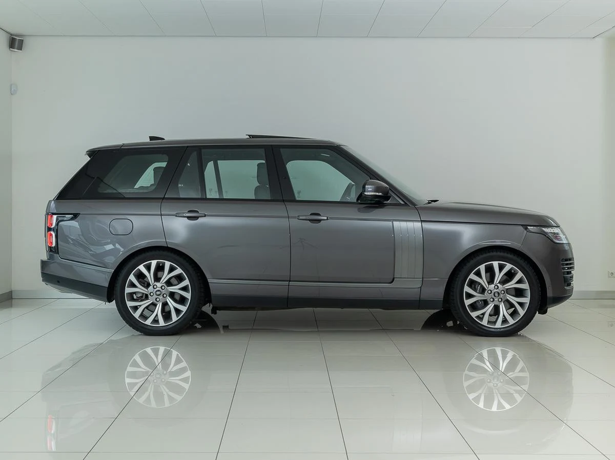 Land Rover Range Rover P400e Autobiography, 6/10