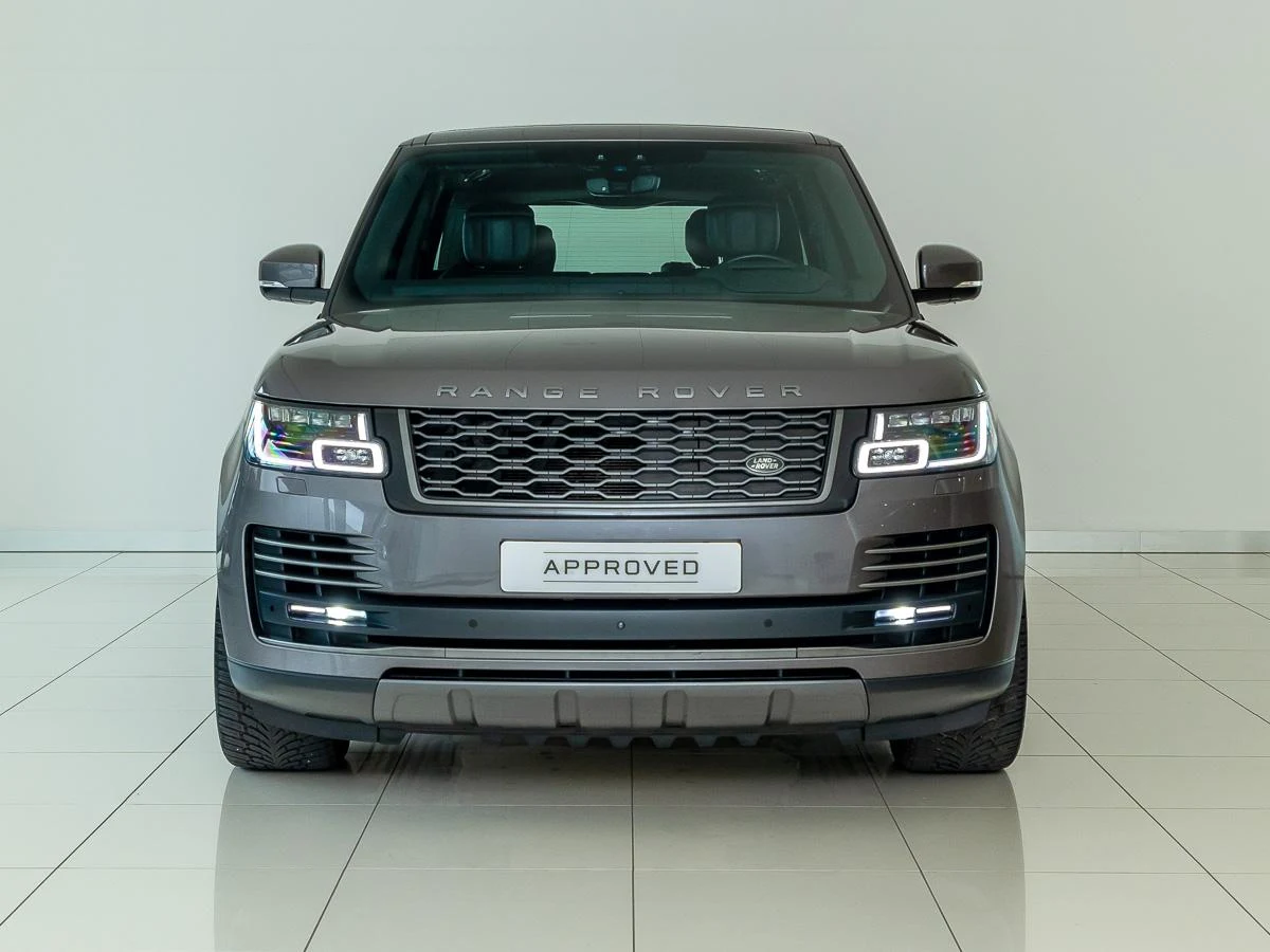 Land Rover Range Rover P400e Autobiography, 8/10