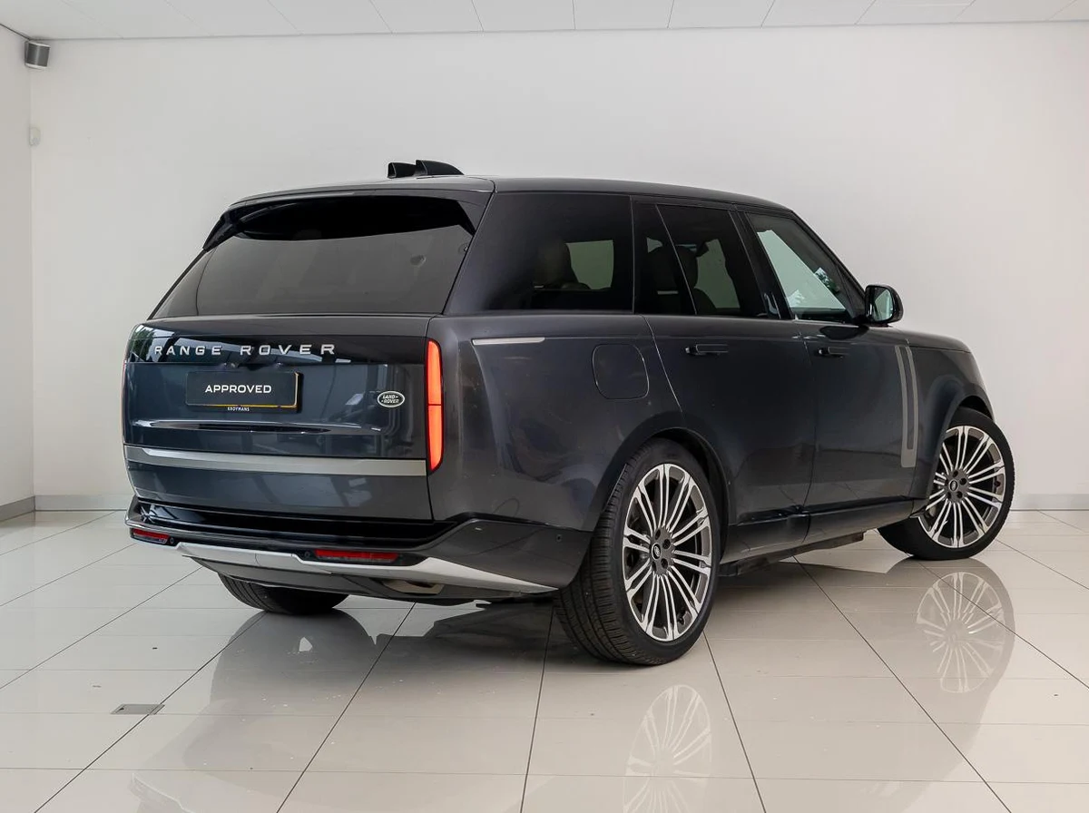 Land Rover Range Rover P440e HSE, 2/10