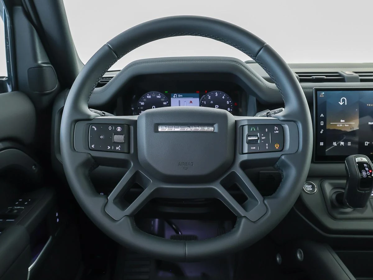 Land Rover Defender 110 PHEV P300e X-Dynamic SE, 9/10