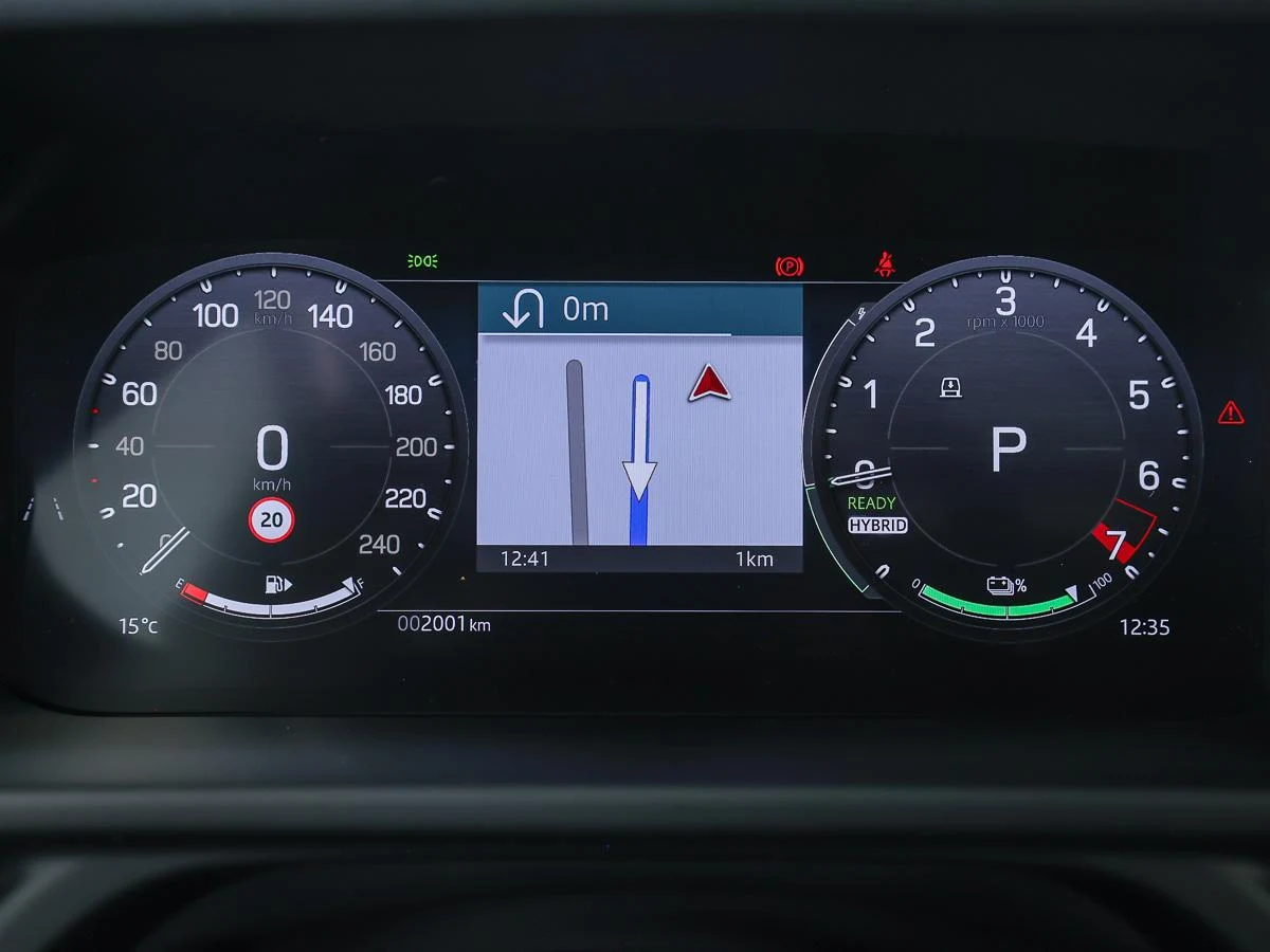 Land Rover Defender 110 PHEV P300e X-Dynamic SE, 10/10