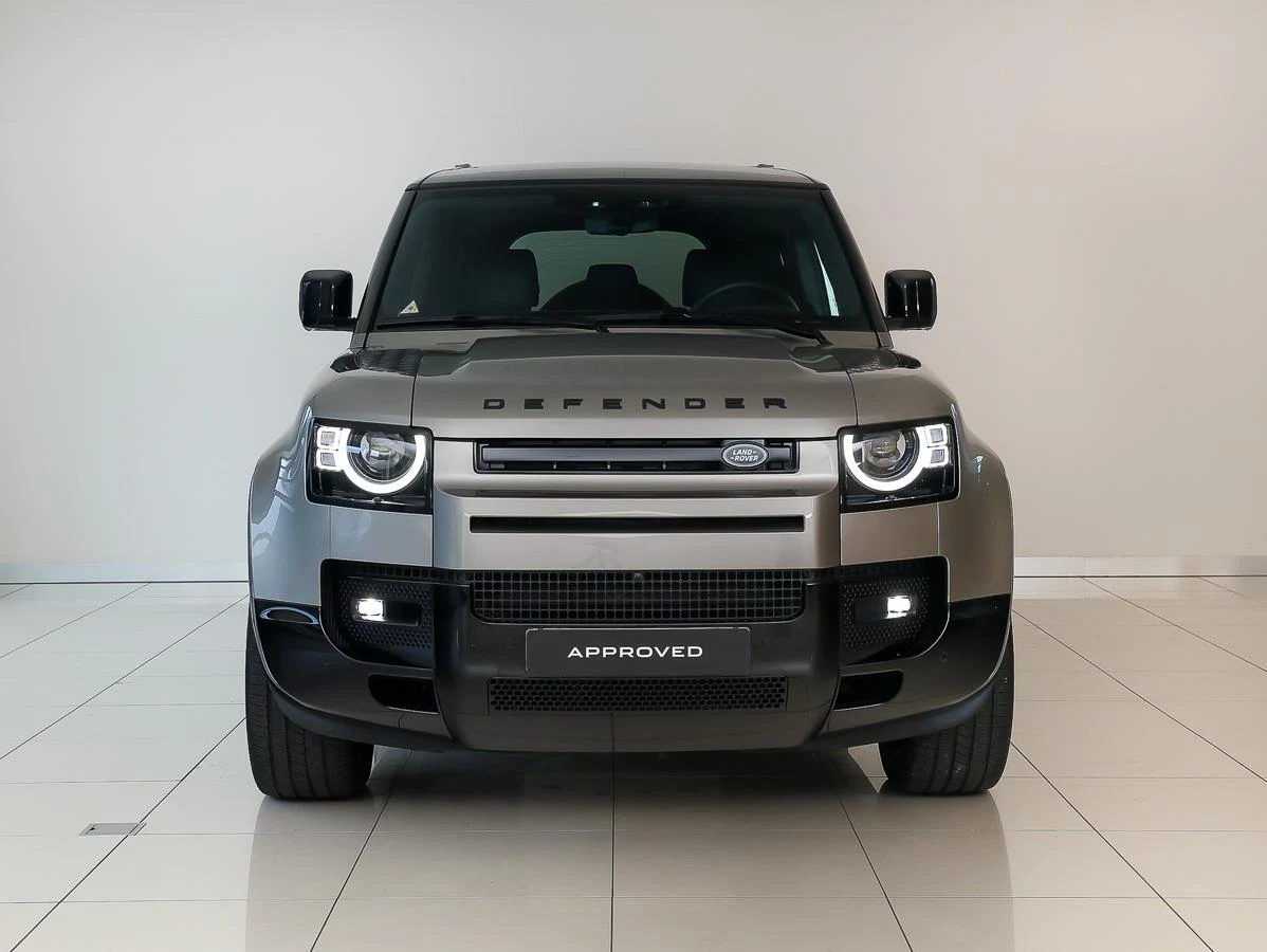Kroymans photograph of Land Rover Defender 110 PHEV P300e X-Dynamic HSE