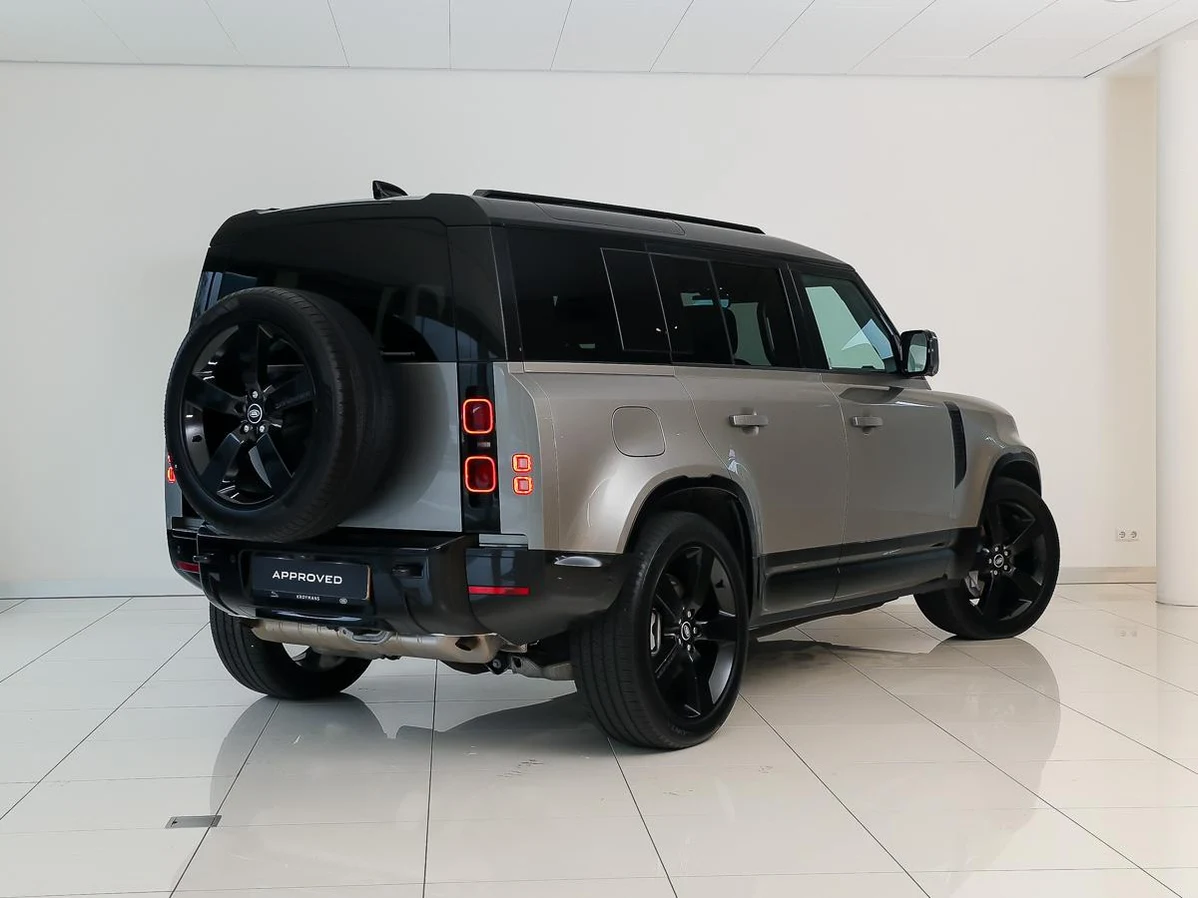 Land Rover Defender 110 PHEV P300e X-Dynamic HSE, 2/10