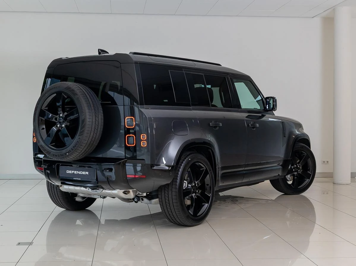 Land Rover Defender 110 PHEV P300e Dynamic Edition, 2/10