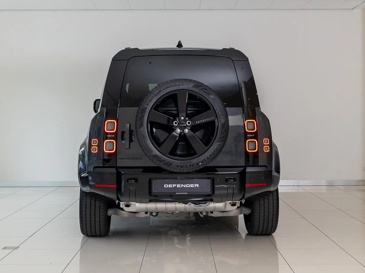 Land Rover Defender 110 PHEV P300e Dynamic Edition, 7/10