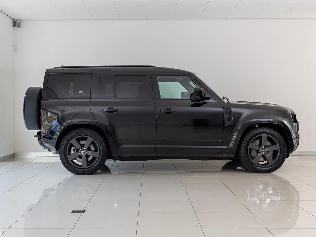Land Rover Defender 110 PHEV P400e X-Dynamic HSE, 6/10