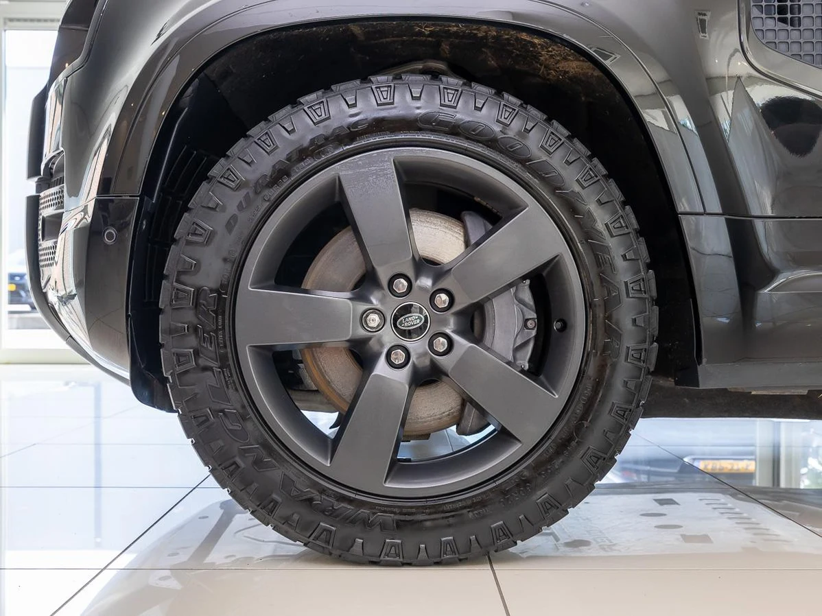 Land Rover Defender 110 PHEV P400e X-Dynamic HSE, 9/10