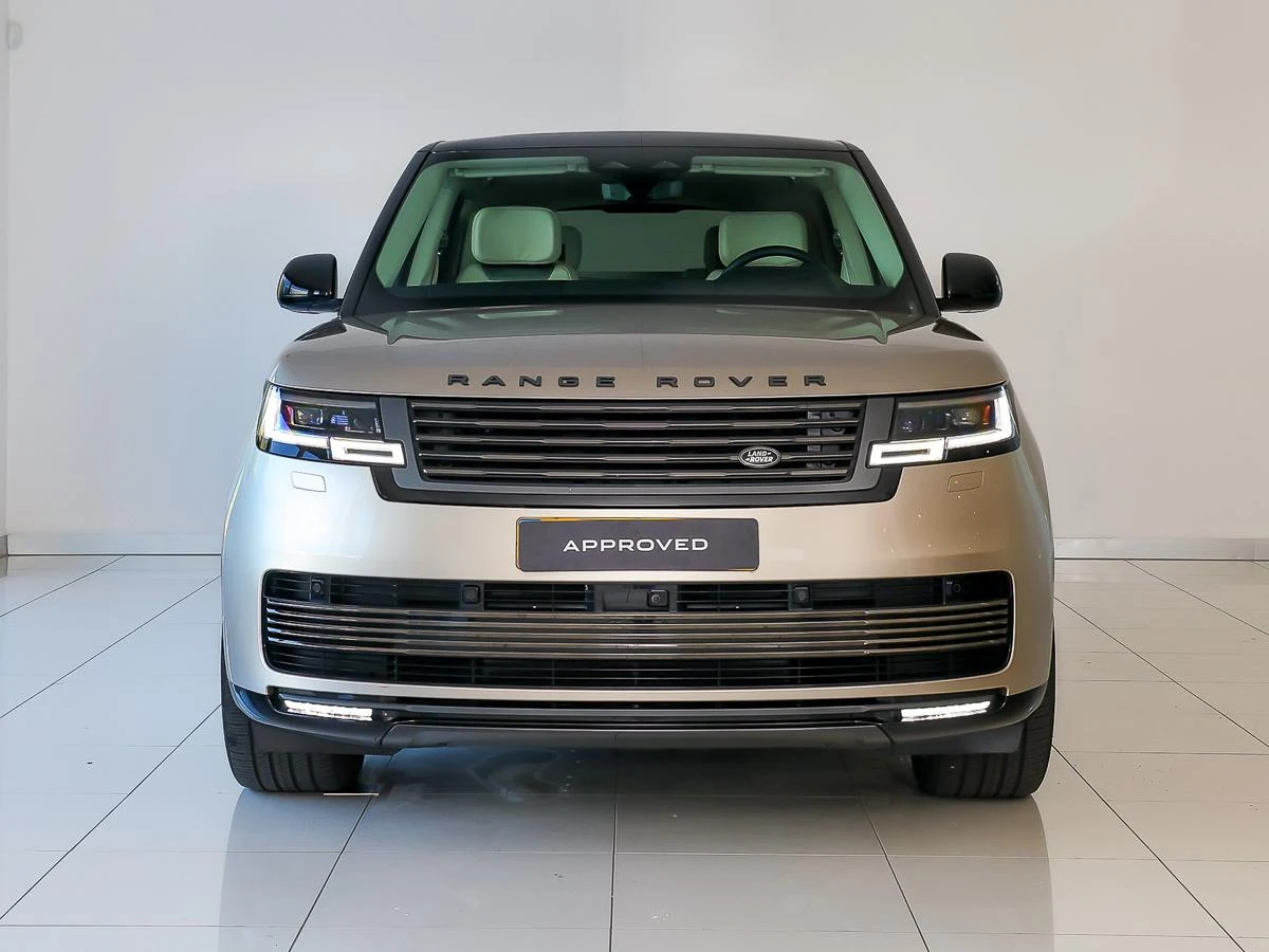 Kroymans photograph of Land Rover Range Rover SV P550e