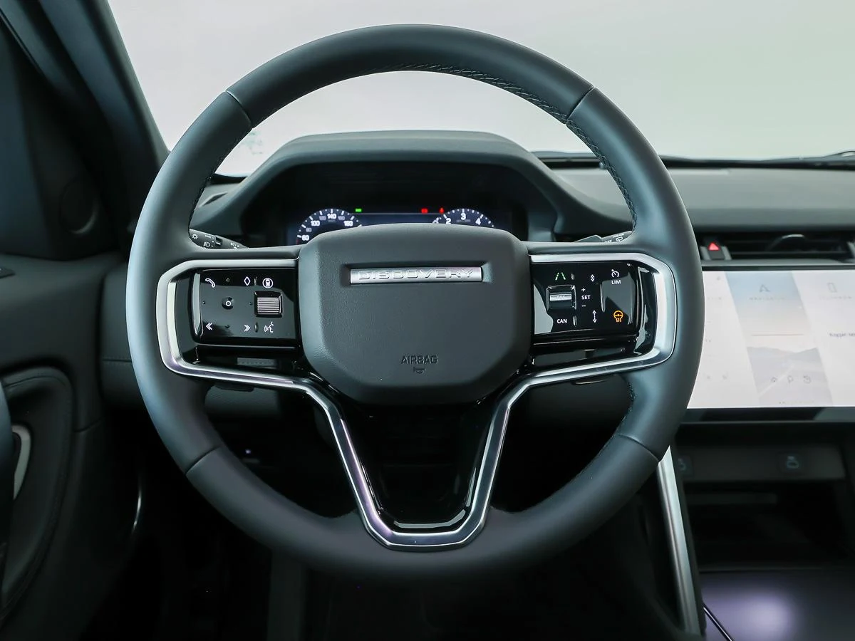 Land Rover Discovery Sport P270e Business Landmark Edition, 9/10