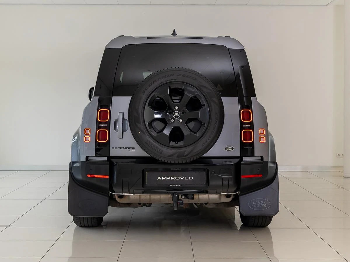 Land Rover Defender 110 PHEV P400e S, 8/10