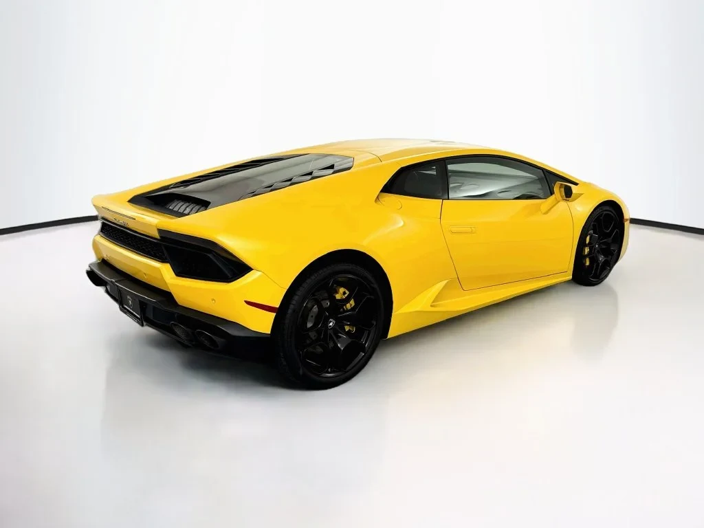 2017 Lamborghini Huracán LP 580-2 for sale, exterior, Yellow