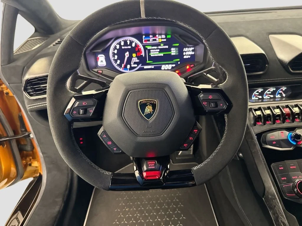2018 Lamborghini Huracán Performante interior, Nero Ade