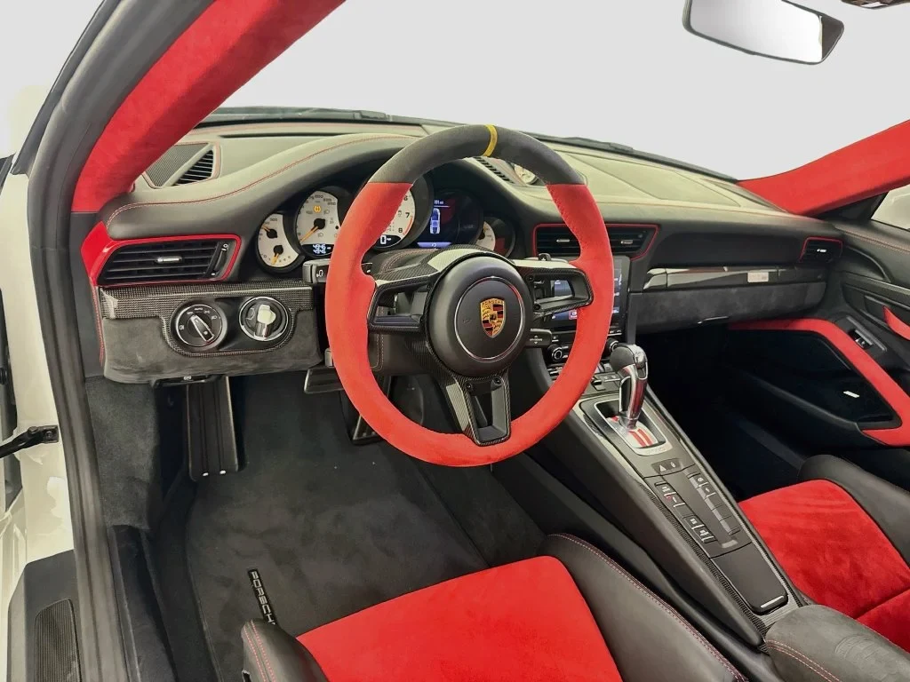 2018 Porsche 911 GT2 RS interior, dashboard, Black, with red accents