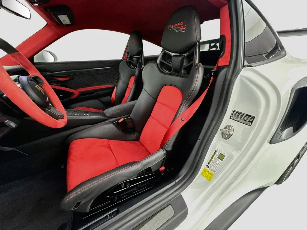 2018 Porsche 911 GT2 RS interior, seats, Black, with red accents
