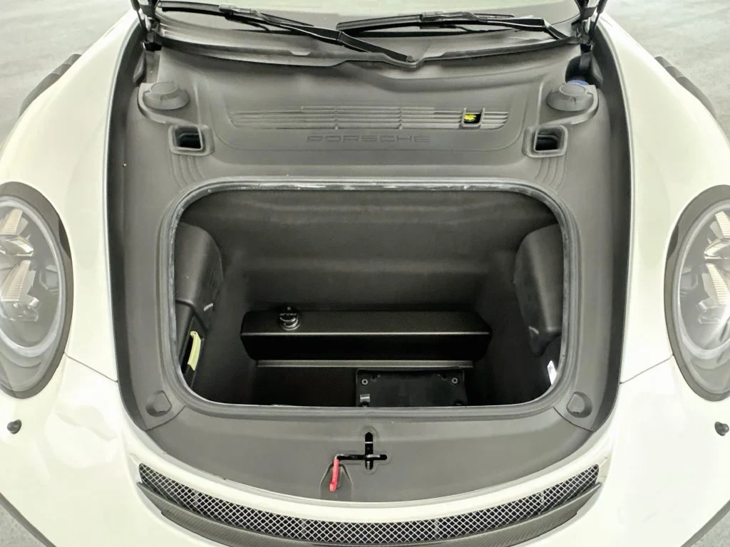 2018 Porsche 911 GT2 RS trunk
