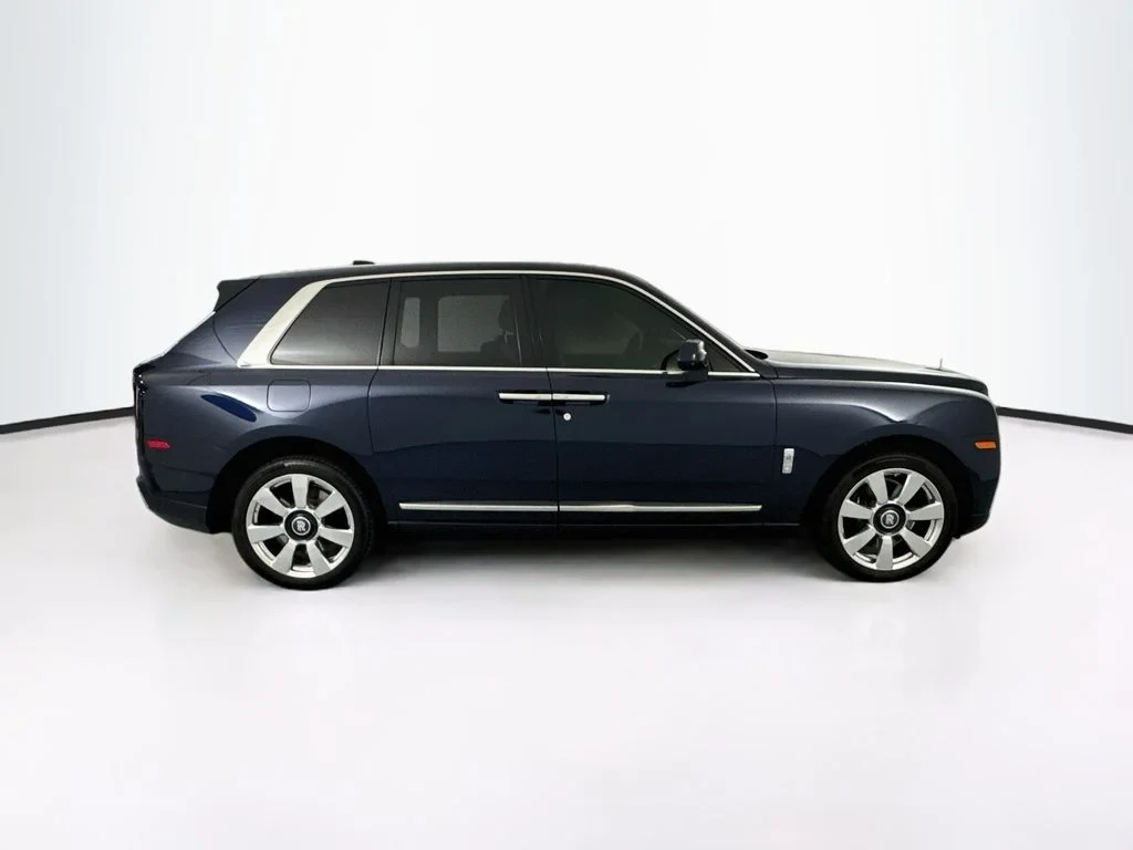 2019 Rolls-Royce Cullinan for sale, exterior, Blue