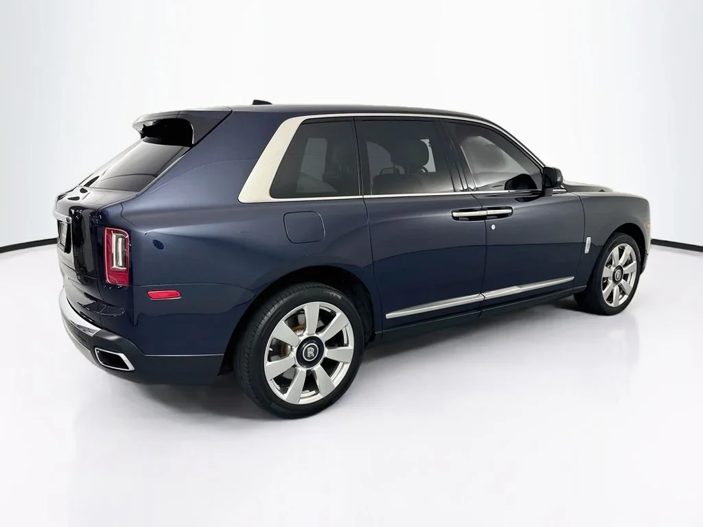 2019 Rolls-Royce Cullinan for sale, exterior, Blue