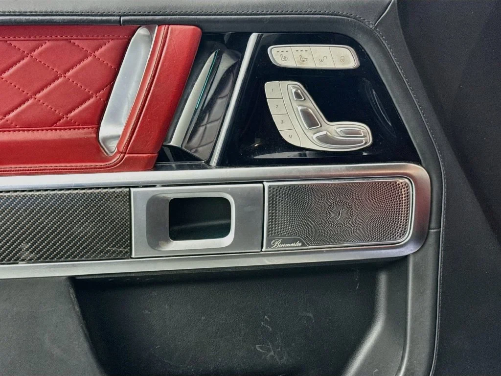 2020 Mercedes-AMG G 63 interior, door panel, designo Classic Red and Black Nappa