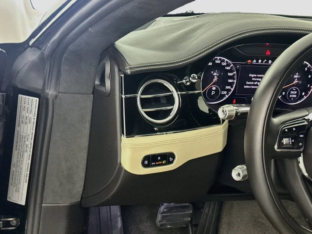2021 Bentley Continental GT W12 interior, dashboard