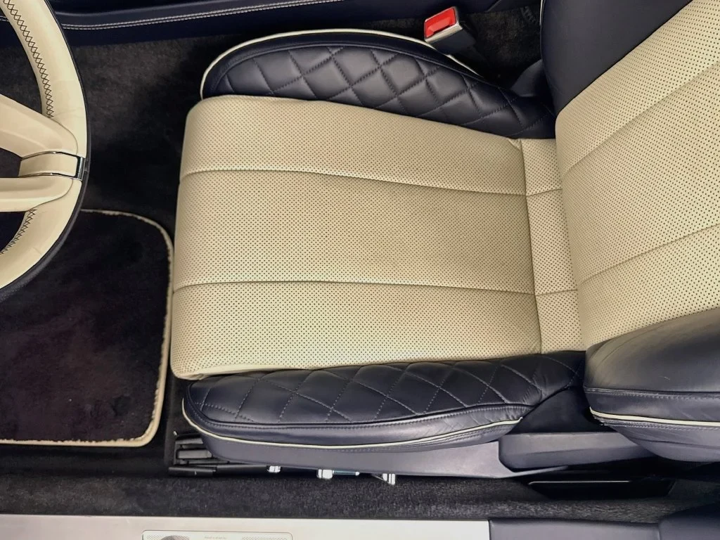 2022 Bentley Continental GT V8 Convertible interior, seats