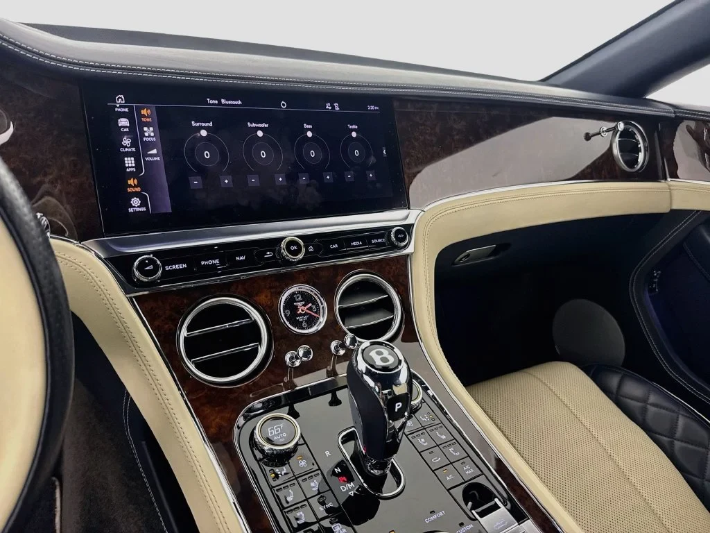 2022 Bentley Continental GT V8 Convertible interior, dashboard
