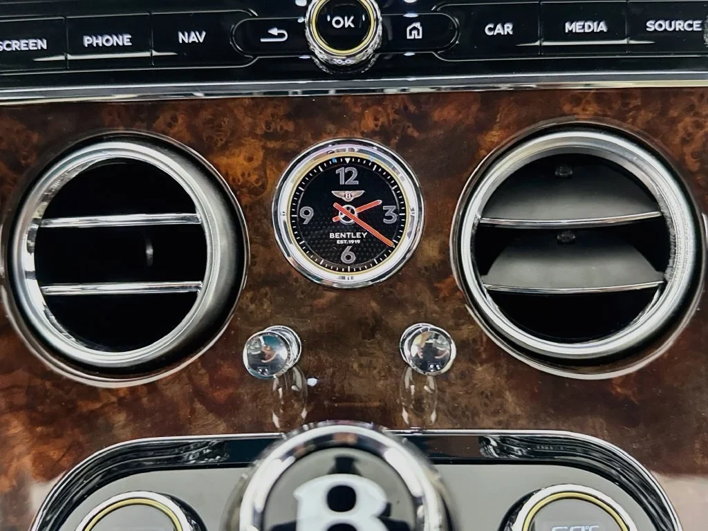 2022 Bentley Continental GT V8 Convertible interior
