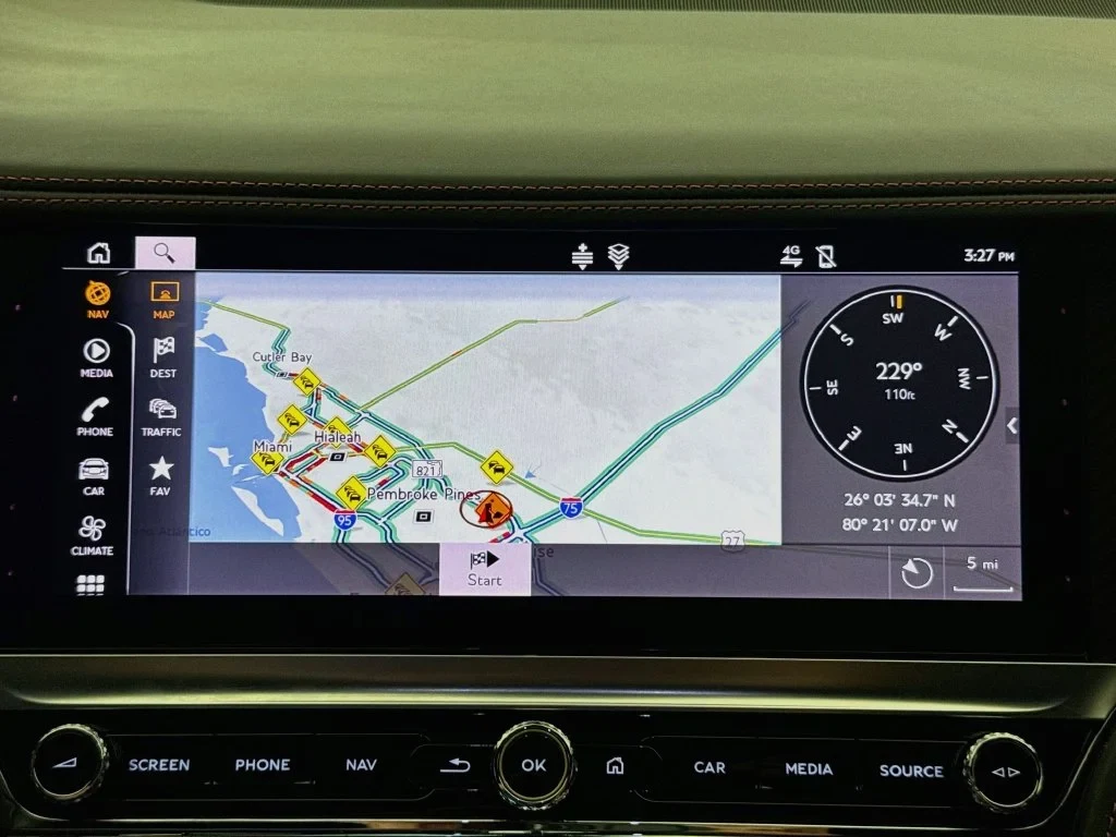 2022 Bentley Flying Spur V8 interior, Beluga