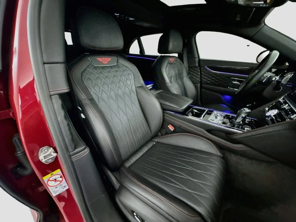 2022 Bentley Flying Spur V8 interior, seats, Beluga