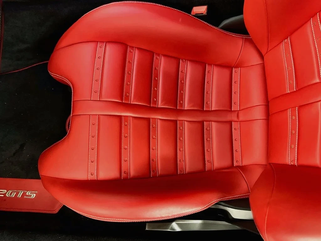 2022 Ferrari 812 GTS interior, seats, Rosso Ferrari