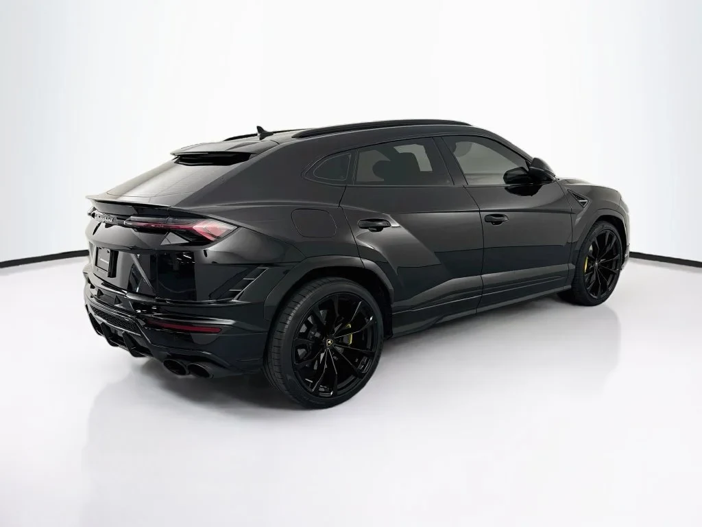 2022 Lamborghini Urus for sale, exterior, Black