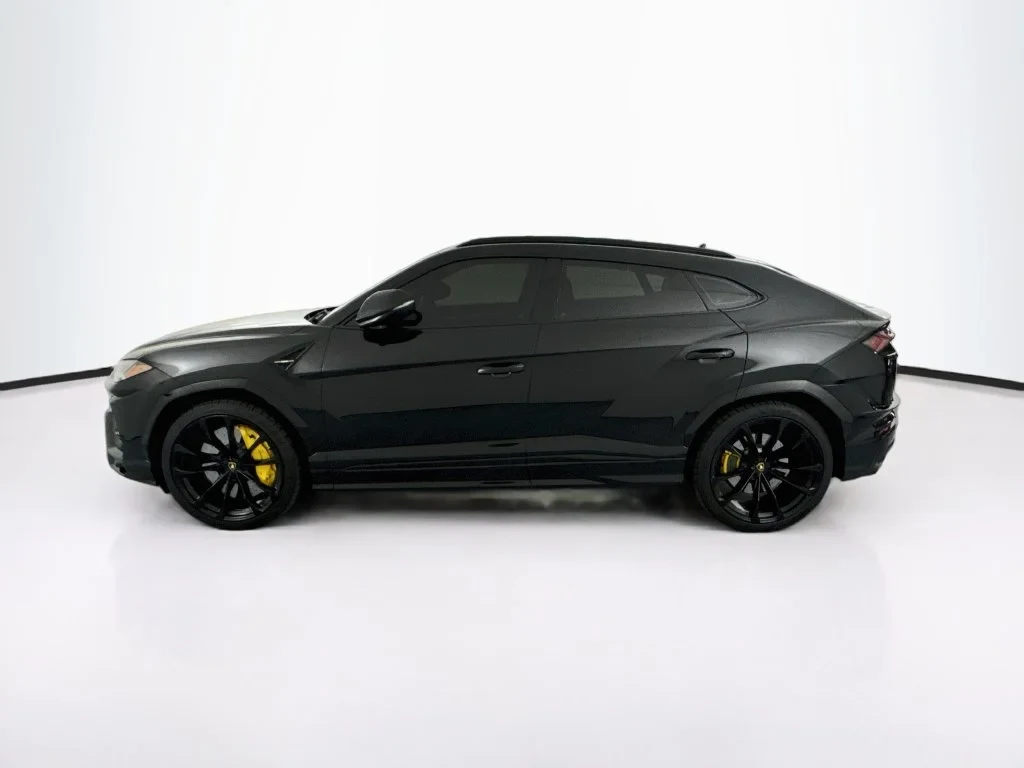 2022 Lamborghini Urus for sale, exterior, Black