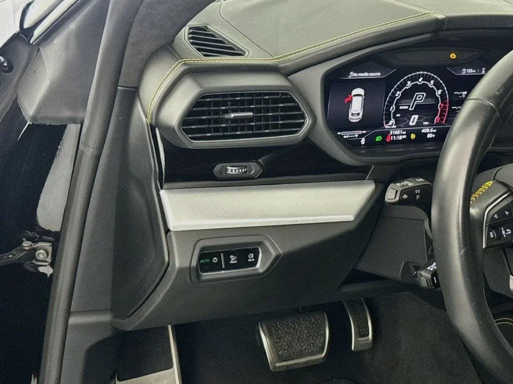 2022 Lamborghini Urus for sale, photo 9 of 30