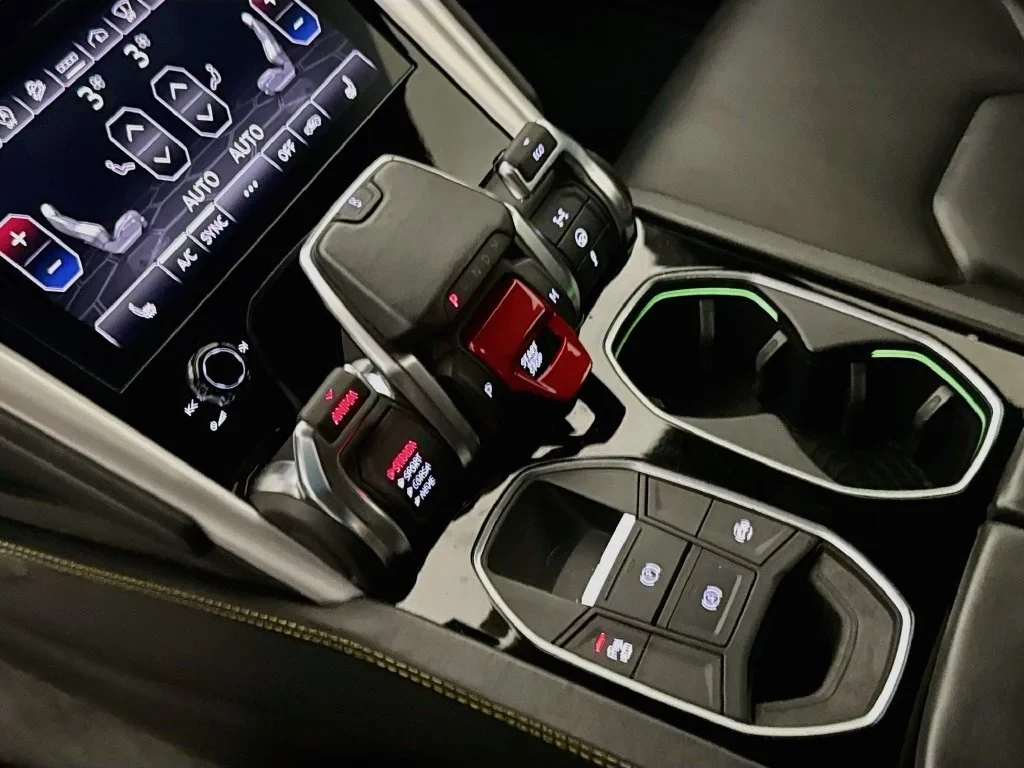 2022 Lamborghini Urus interior, center console, Nero Ade