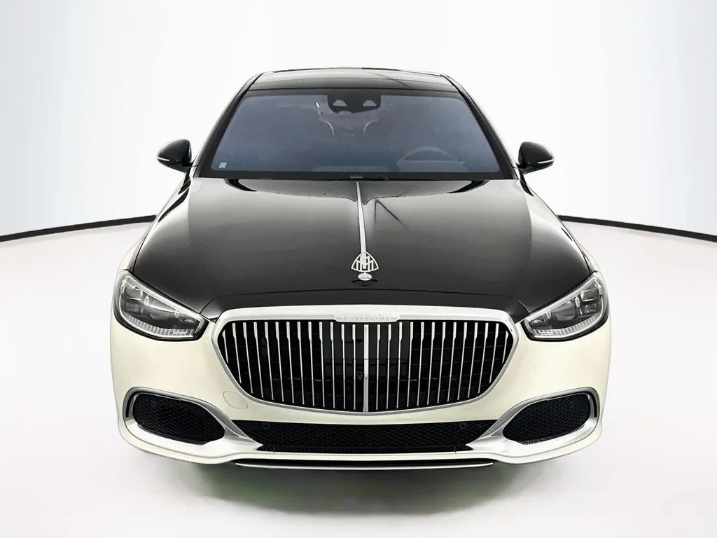 2022 Mercedes-Maybach S 580 for sale, exterior, White and black