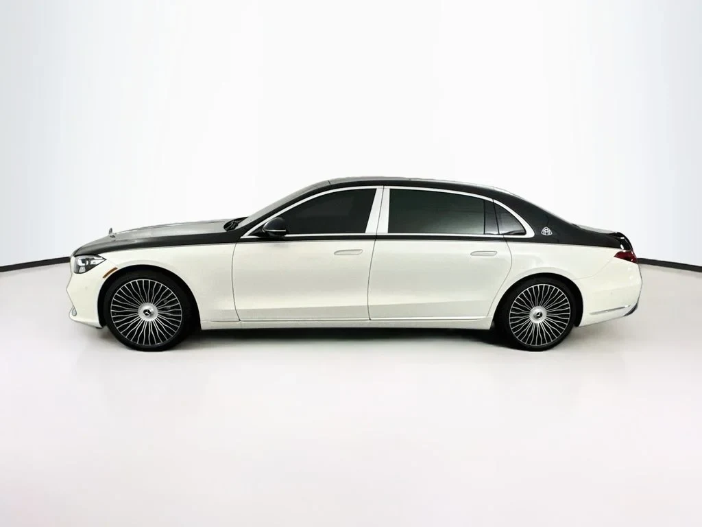 2022 Mercedes-Maybach S 580 for sale, exterior, White and black
