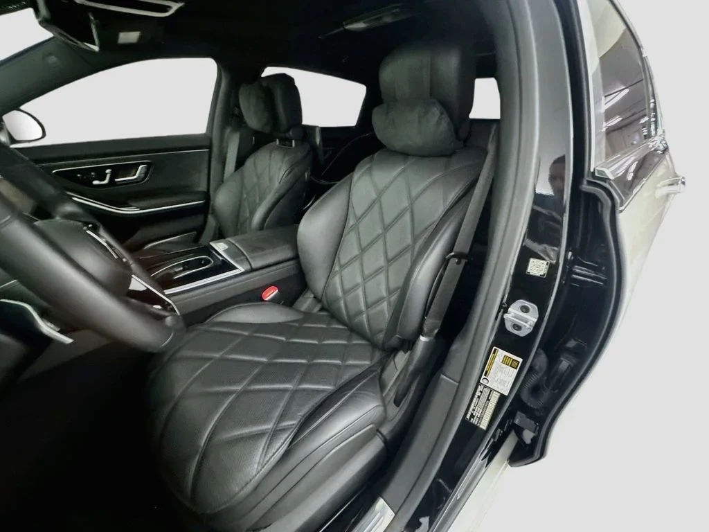 2022 Mercedes-Maybach S 580 interior, seats, Black Exclusive Nappa