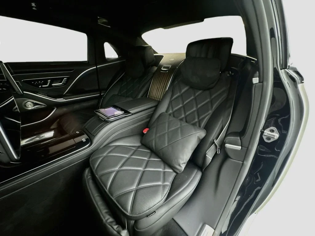 2022 Mercedes-Maybach S 580 interior, seats, Black Exclusive Nappa