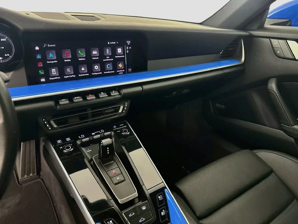 2022 Porsche 911 Carrera interior, Black