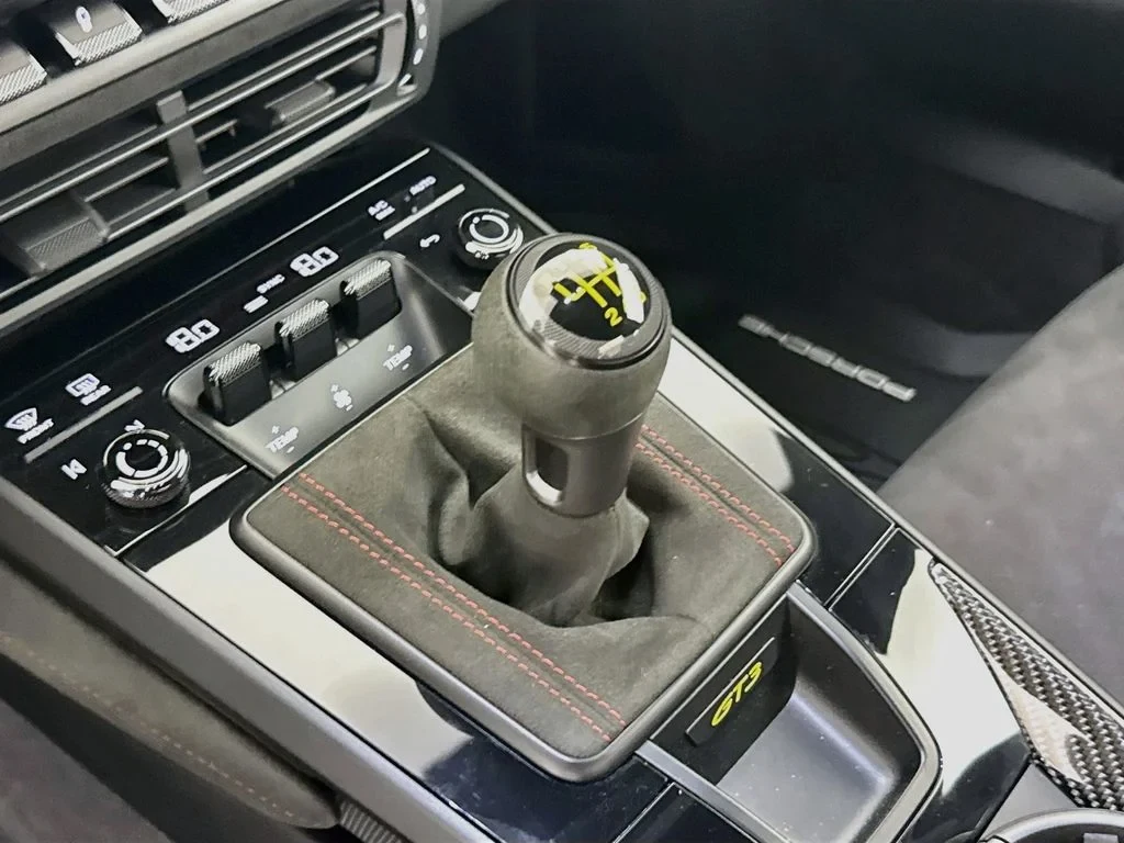 2022 Porsche 911 GT3 interior, center console, Black, Race-Tex and leather