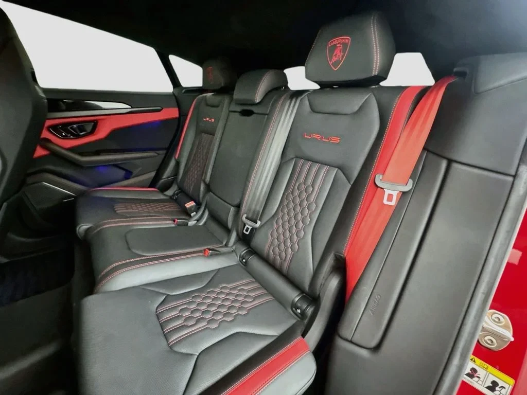 2023 Lamborghini Urus S interior, seats, Black, with red accents