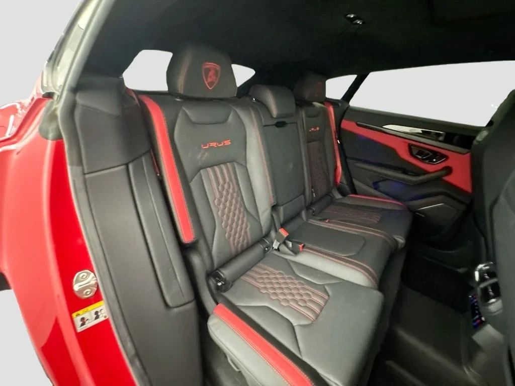 2023 Lamborghini Urus S interior, seats, Black, with red accents