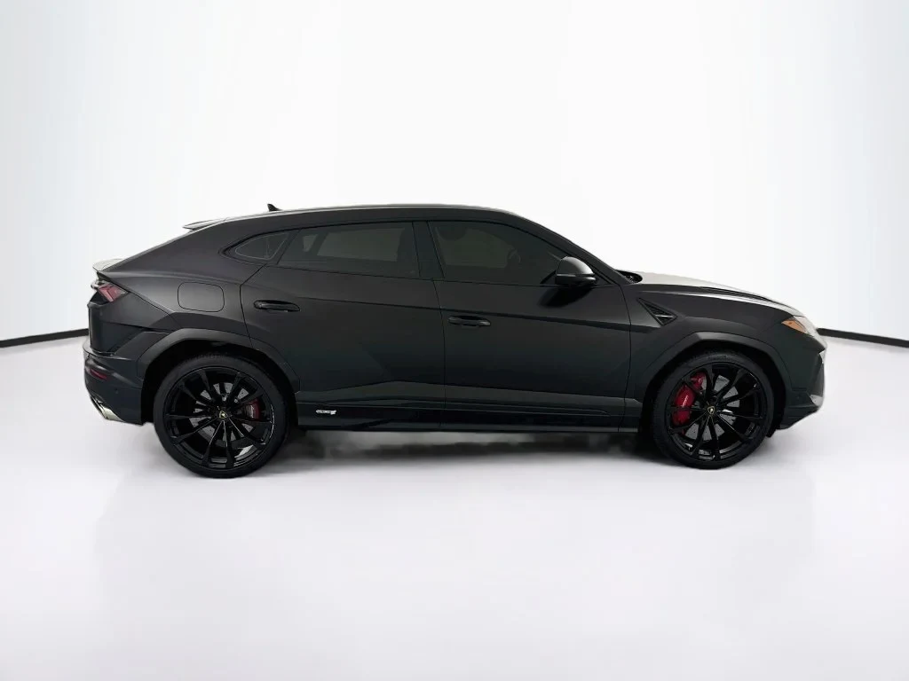 2023 Lamborghini Urus S, side profile, Black