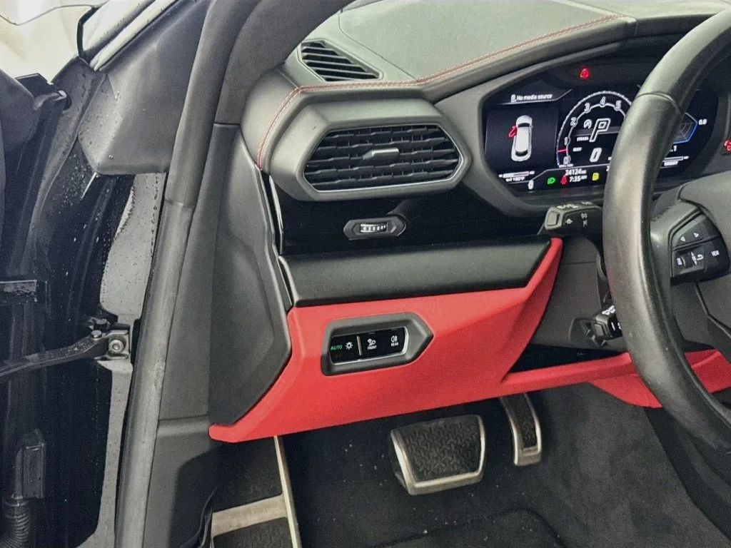 2023 Lamborghini Urus S interior, door panel, Nero Ade, with red accents